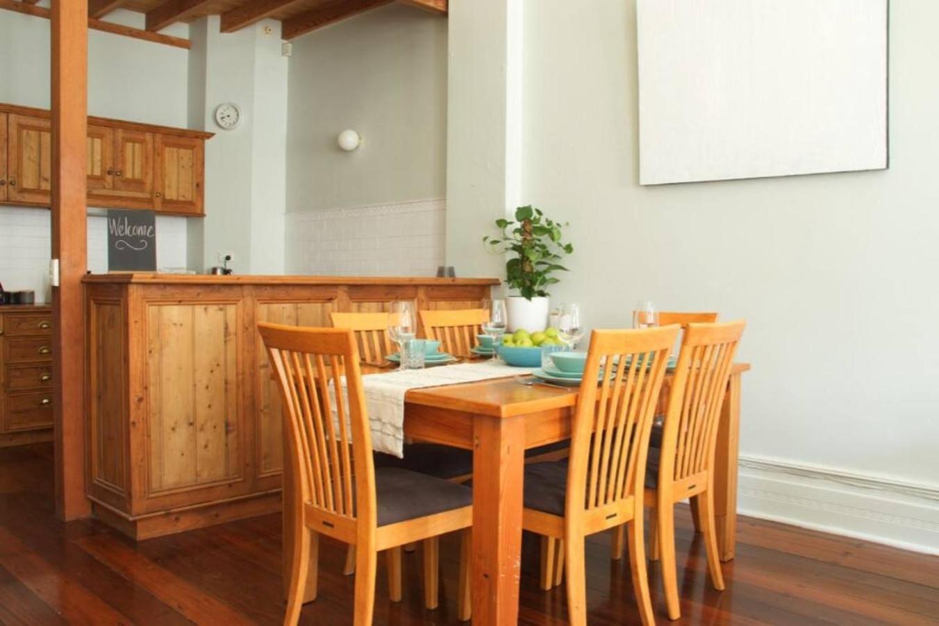 Lilys Quarters- Historic West End * Fremantle